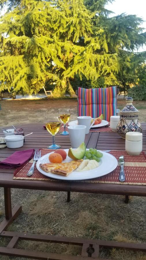 Chambres Et Gite Dans Un Lieu Calme Et Champetre Gourge Les Grippeaux Proche Parthenay 外观 照片