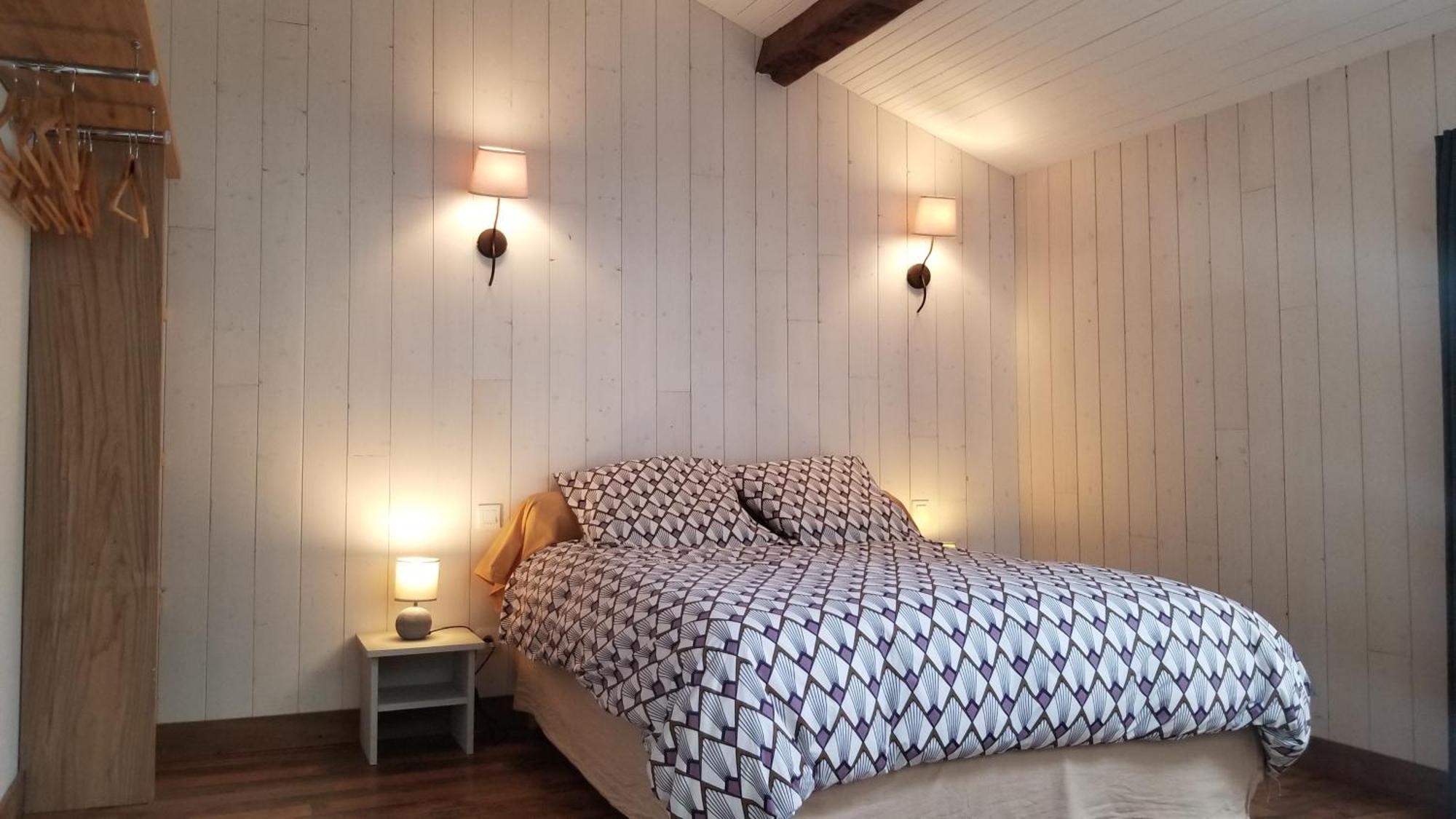 Chambres Et Gite Dans Un Lieu Calme Et Champetre Gourge Les Grippeaux Proche Parthenay 外观 照片